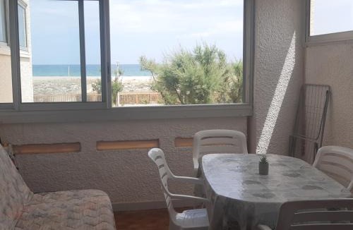 Port Leucate Apartment | Studio cabine à Port Leucate, 4 pers, animaux admis, parking, accès direct à la mer - FR-1-798-19