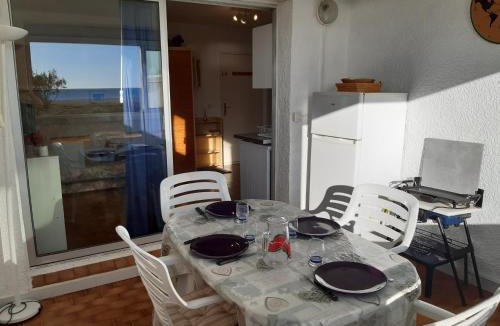 Port Leucate Apartment | Studio cabine à Port Leucate, 4 pers, animaux admis, parking, accès direct à la mer - FR-1-798-19