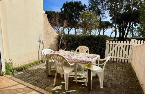 Argeles Plage Apartment | Studio cabine 4 couchages ARGELES SUR MER AR600-005