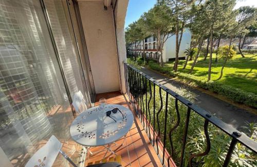 Argeles Plage Apartment | Studio cabine 4 couchages AR490-022