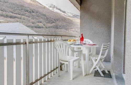 Luz-Saint-Sauveur Apartment | Studio cabine 5 pers, balcon sud, parking, proche centre Luz-Saint-Sauveur, ski et thermes à proximité - FR-1-402-80