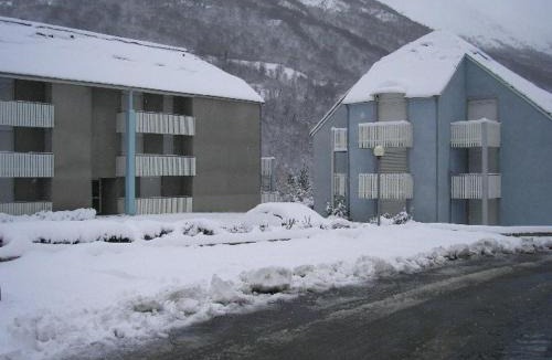 Luz-Saint-Sauveur Apartment | Studio cabine 5 pers, balcon sud, parking, proche centre Luz-Saint-Sauveur, ski et thermes à proximité - FR-1-402-80