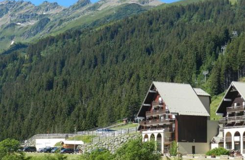 Le Pleynet Apartment | Studio cabine au pied des pistes, balcon, accueil animaux - FR-1-557A-20