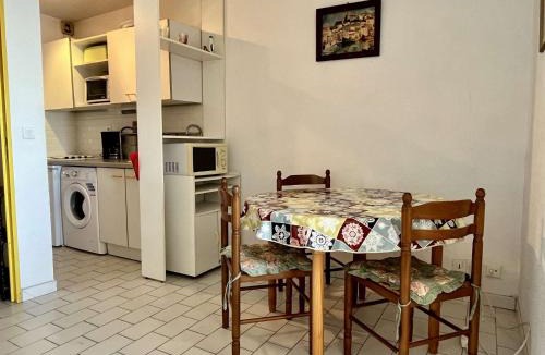 Plage d'Argeles Apartment | Studio cabine avec vue sur le port 4 couchages - AR240-112