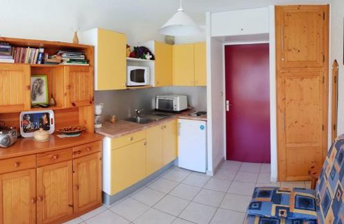 Plage d'Argeles Apartment | Studio Cabine avec Piscine à 200m Plage - 4 Couchages, Parking Privatif, Argelès-sur-Mer - FR-1-388-20