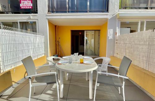 Sete Apartment | Studio cabine avec terrasse spacieuse et parking à Sète - FR-1-338-147