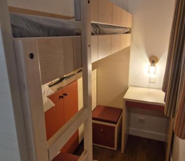 La Croix des Gardes Apartment | Studio cabine Cannes - Vue mer - Piscine - Parking