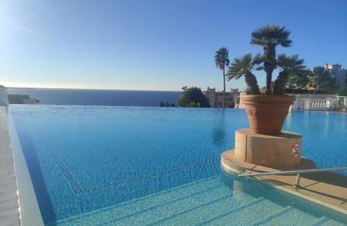 La Croix des Gardes Apartment | Studio cabine Cannes - Vue mer - Piscine - Parking