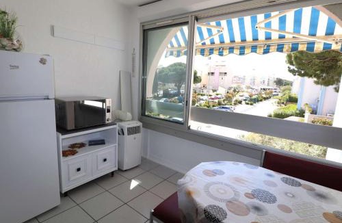 Le Grau-Du-Roi Apartment | Studio cabine climatisé proche plage avec parking privé, piscines et jardins d'enfants - FR-1-307-258