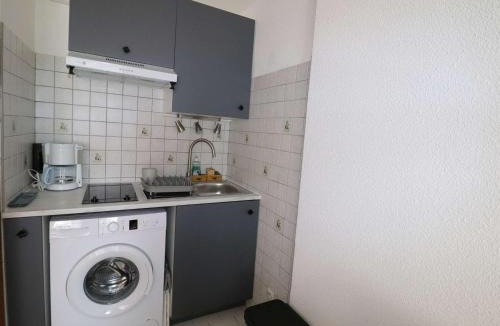 Le Grau-Du-Roi Apartment | Studio cabine climatisé proche plage avec parking privé, piscines et jardins d'enfants - FR-1-307-258