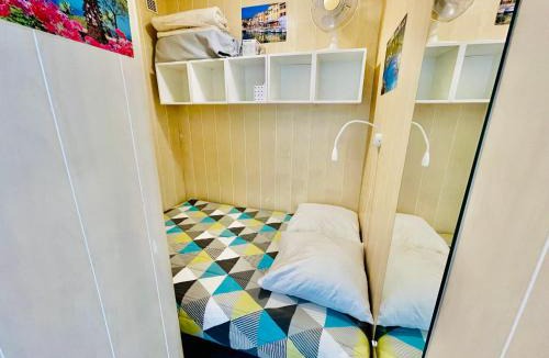 Le Lavandou Apartment | Studio Cabine climatisé avec parking Vue Panoramique Stade Marché