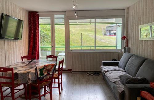 Eaux-Bonnes Apartment | Studio cabine confort 6 pers, animaux admis, Gourette - FR-1-859-34