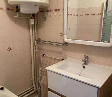 Pyrenees 2000 Apartment | Studio cabine cosy – Vue montagne – Proche pistes