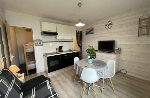 Saint-Jean-de-Monts Apartment | Studio cabine moderne 4 pers, plage 100m, Saint-Jean-de-Monts - FR-1-224C-582