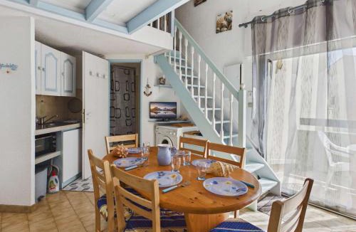 Marseillan Apartment | Studio cabine mezzanine 6 pers avec parking privé - FR-1-326-403