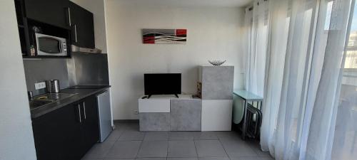 Le Couchant Apartment | Studio cabine parking et clim 100 m de la plage