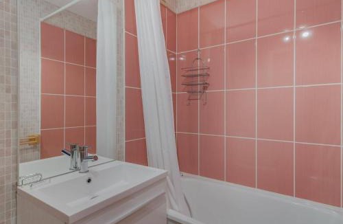 Esquieze-Sere Apartment | Studio Cabine pour 6 pers avec Balcon, Parking et Wifi - Esquièze-Sère - FR-1-402-30