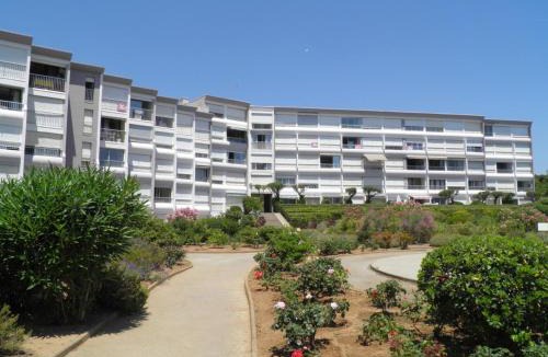 Sete Apartment | Studio cabine rénové 4 pers. avec vue mer et parking à Sète - FR-1-338-547
