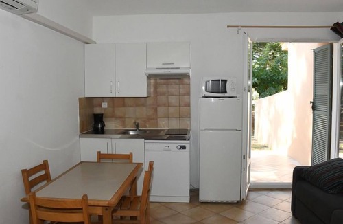 Pineto House | Studio cabine Type B by Interhome