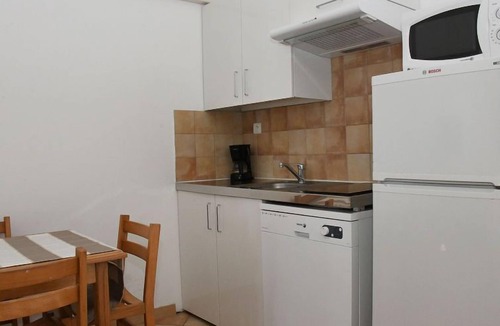 Pineto House | Studio cabine Type B by Interhome