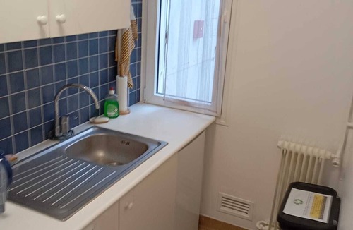 Billancourt–Rives de Seine Apartment | Studio Calme Sans vis à vis Rez-de-jardin vue Cours