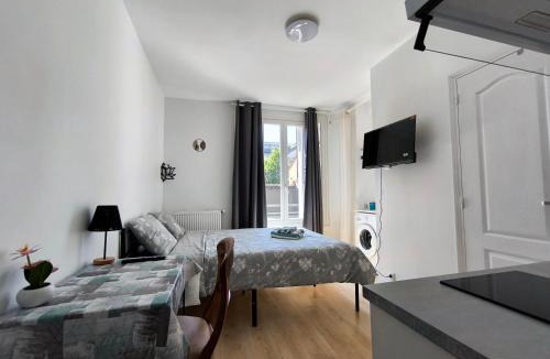 Vitry-sur-Seine Apartment | Studio calme au centre de Vitry