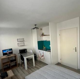 Sainte-Anne - Faubourg Noyon Apartment | Studio calme proche de la gare