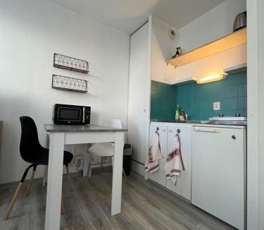 Sainte-Anne - Faubourg Noyon Apartment | Studio calme proche de la gare