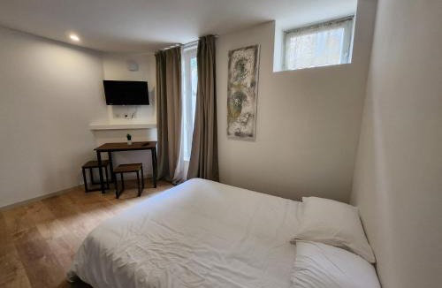 Bar-le-Duc Apartment | Studio calme rdc coté cours