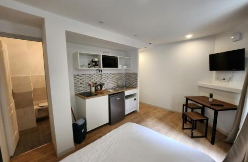 Bar-le-Duc Apartment | Studio calme rdc coté cours