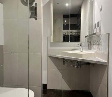 Bassy Apartment | Studio calme & spacieux, Entrée autonome