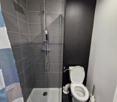 Valenciennes Apartment | Studio Canada 5