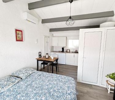 Carnon-Plage Apartment | Studio carnon climatisé à 5min à pied de la plage