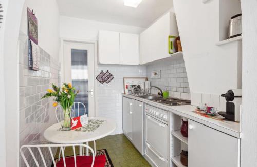 Ronco sopra Ascona Apartment | Studio Casa Eduardo Apt-1 by Interhome
