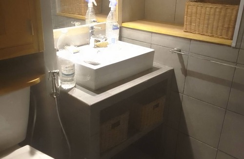 Le Luc Apartment | Studio center var circuit loan