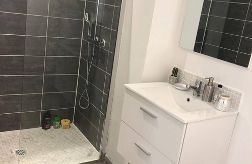 Montceau-les-Mines Apartment | Studio Centre Ville