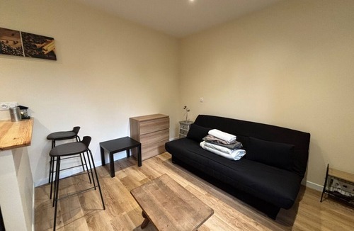 Chatel-Guyon Apartment | Studio Centre de Châtel-Guyon