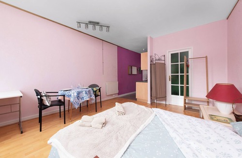 Saint-Girons Apartment | Studio Centre Saint-Girons, Studio Centre Saint-Girons