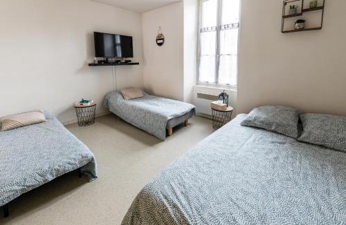 Cholet Apartment | Studio centre ville avec parking privé
