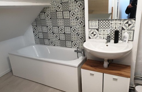 Henin-Beaumont Apartment | Studio centre ville Henin Beaumont