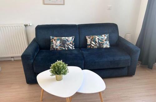 Cergy Apartment | Studio CERGY 5 min de la Gare et place parking