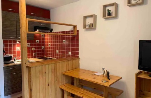 Allos Apartment | Studio Chaleureux et Ensoleillé !