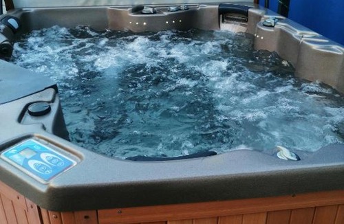 Chaumont Apartment | Studio chaleureux