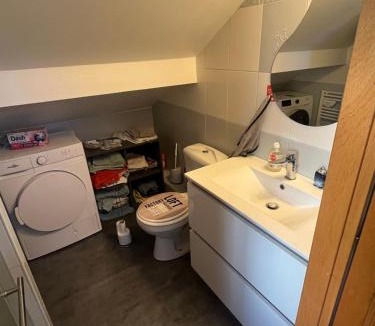 Cruseilles Bed & Breakfast | Studio chambre