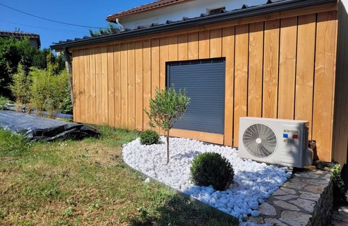 Cahors Apartment | Studio/Chambres d'hôtes La Pause Cadurcienne in Cahors