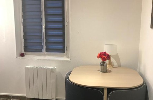Annecy Apartment | Studio Champagne au centre ville