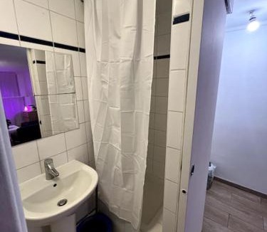 Pere Lachaise Apartment | Studio charmant centre Idéal