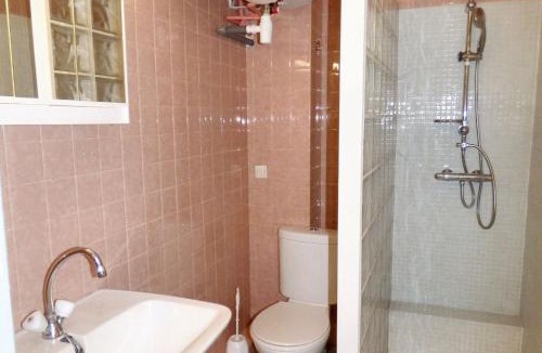 Brioude Apartment | Studio charmant dans Brioude – 25 m² avec terrasse et parking