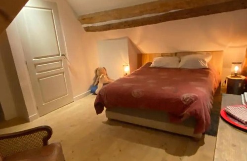 Fiquefleur-Equainville Bed & Breakfast | STUDIO CHAUMIERE sur un domaine de 10 hectares