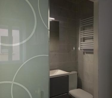 St Gervais sur Mare Apartment | Studio chemin compostelle